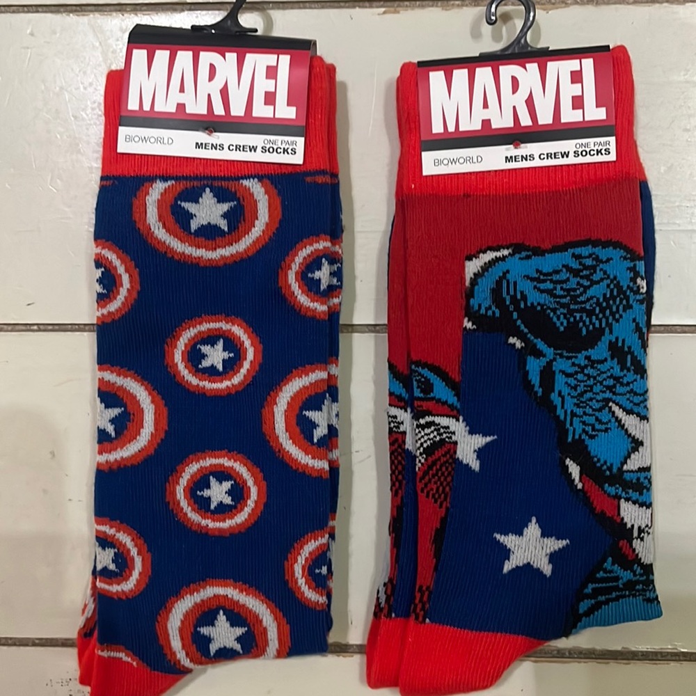 Marvel Captain America 🇺🇸 Crew Socks size 6-12 2Prs